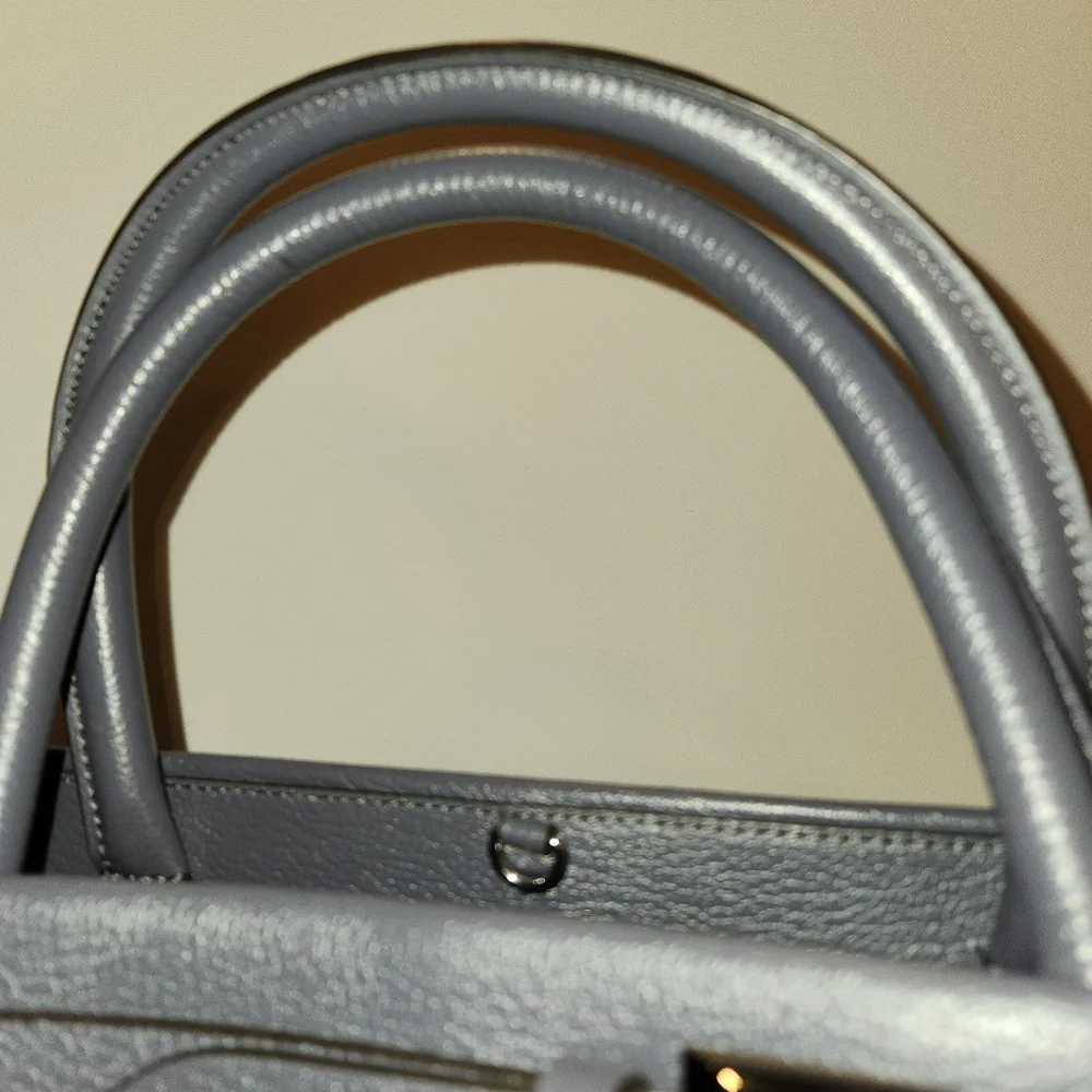 NWT! Henri bendel riverside carryall gray leather Satchel with buckle - Picture 9 of 10